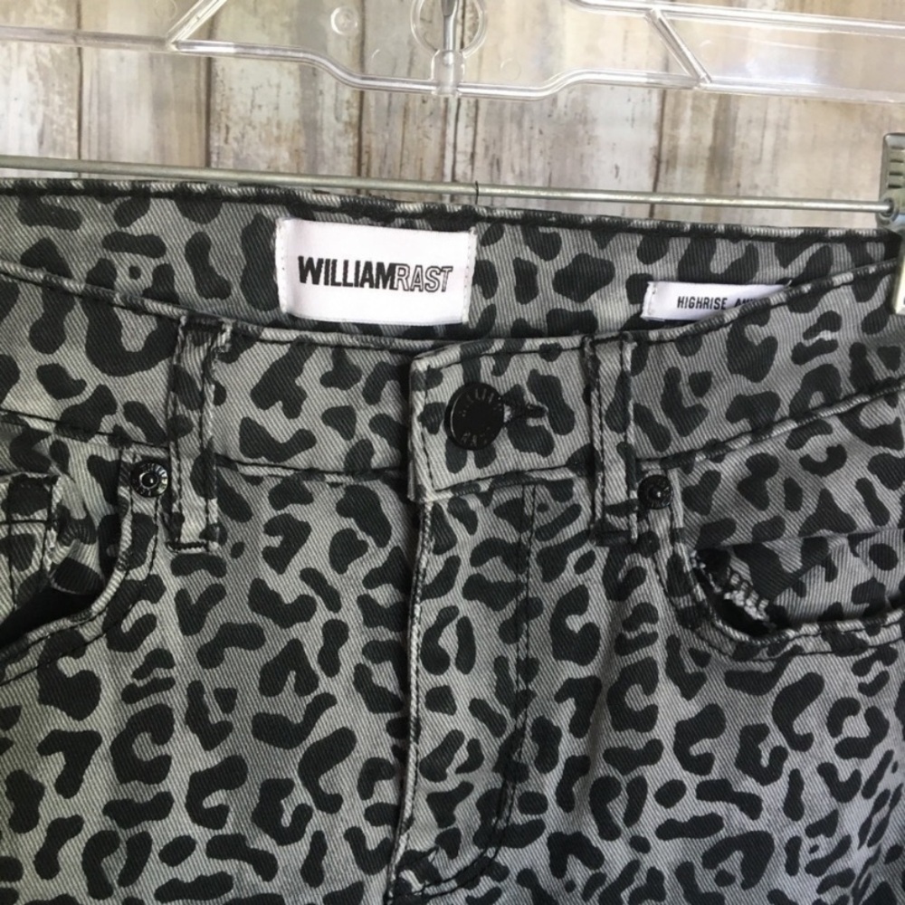 William Rast Grey Leopard High Rise Ankle Jeans - Picture 9 of 11